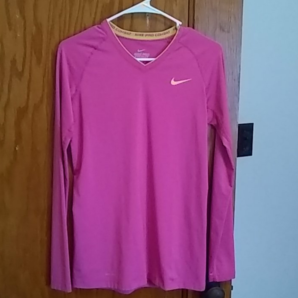 Nike long sleeve top